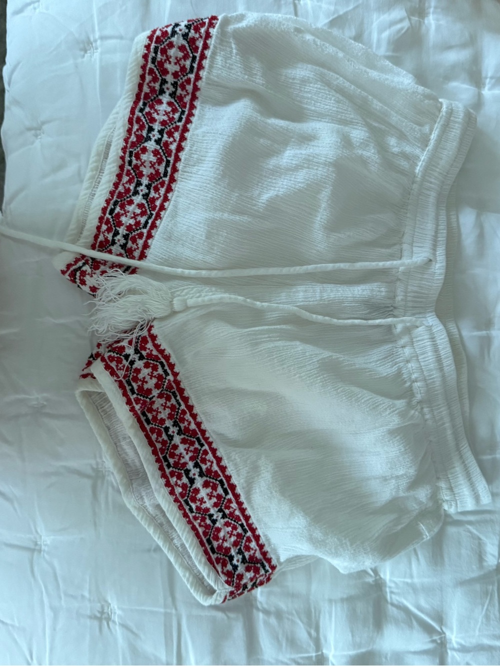 White Women's Embroidered Drawstring Shorts